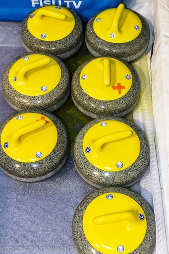 ПУТЕШЕСТВИЕ В МИР КЁРЛИНГА 9+